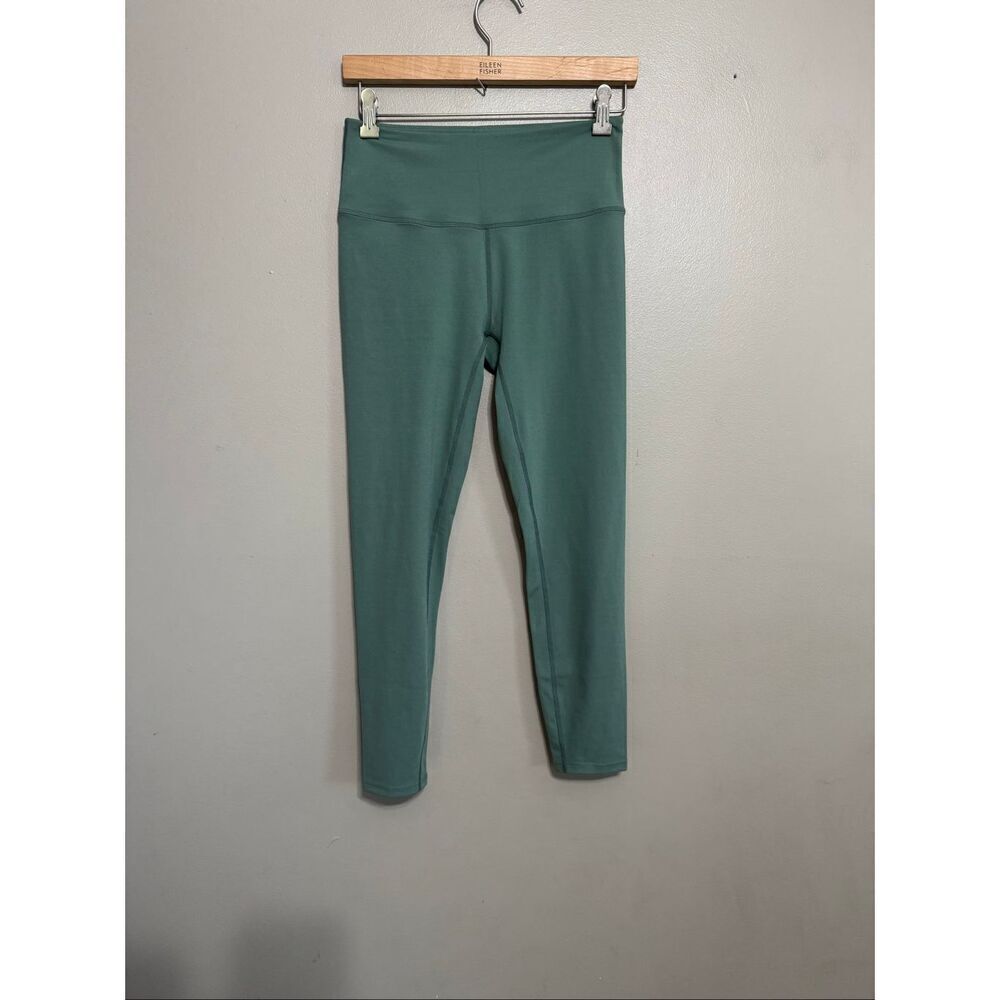 Varley sage green full length legging size medium